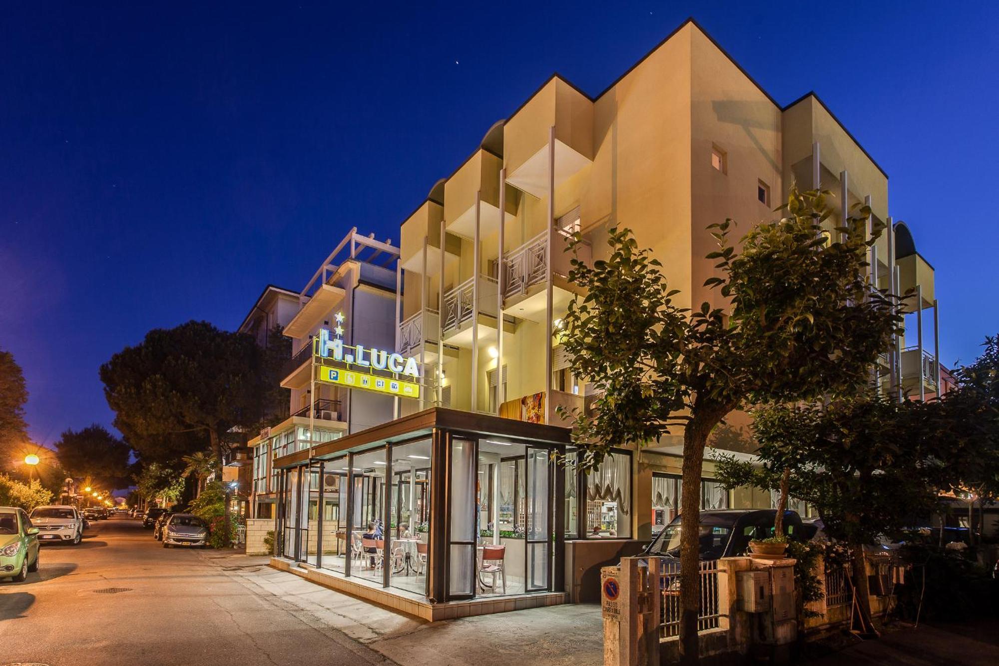 Hotel Luca Valverde  Exterior foto